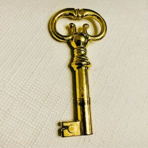 VINTAGE BRASS FELHOOD/ Ridgeway Grandfather Clock Door Key Clocks Prior 2004